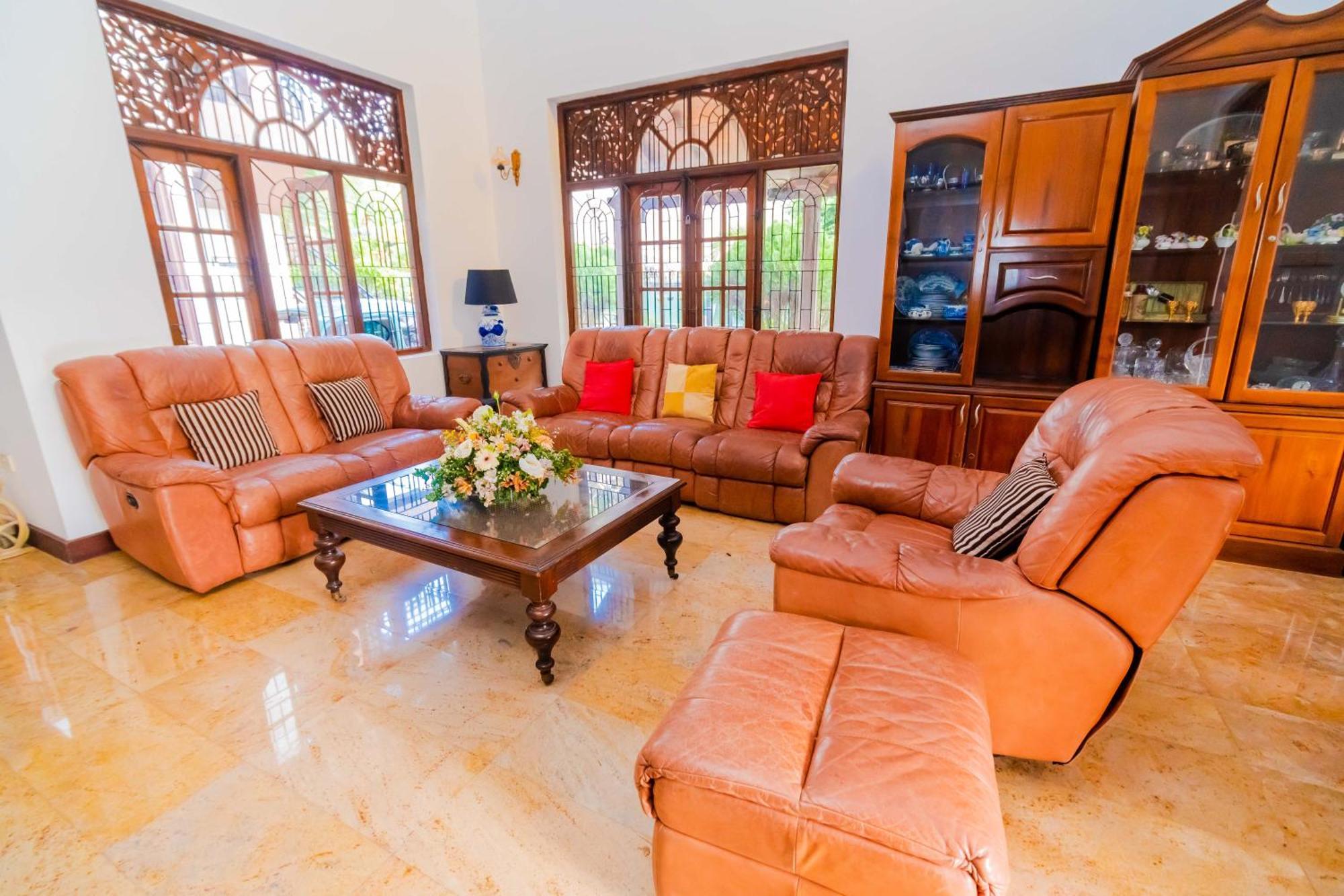 The Norfolk Heritage Airport Villa Katunayaka Extérieur photo