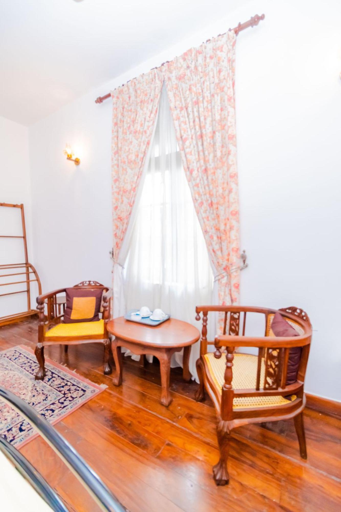 The Norfolk Heritage Airport Villa Katunayaka Extérieur photo